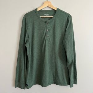 Untuckit Long Sleeve Henley Crewneck Sz L